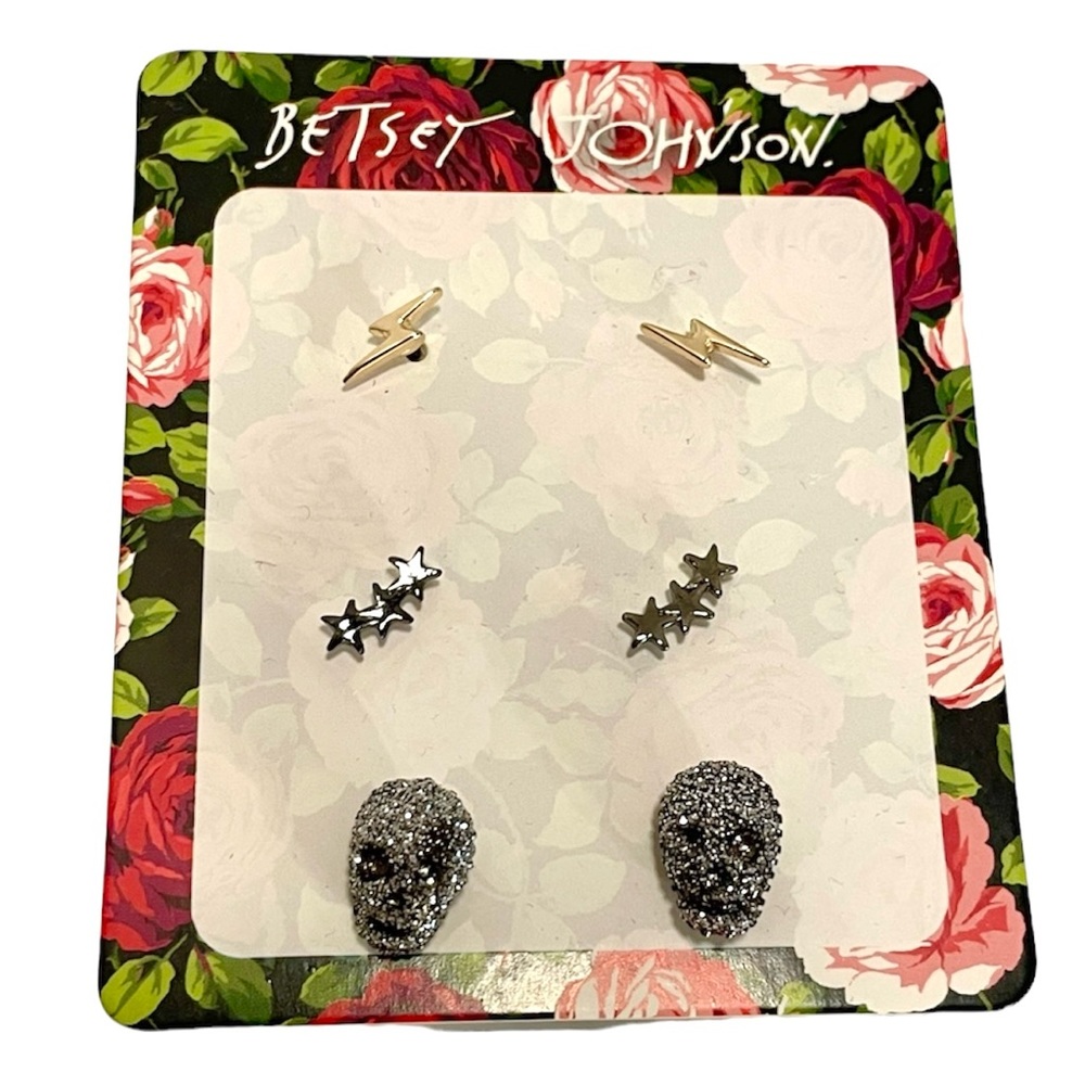 🌀 Betsey Johnson Skull Earrings Set of 3